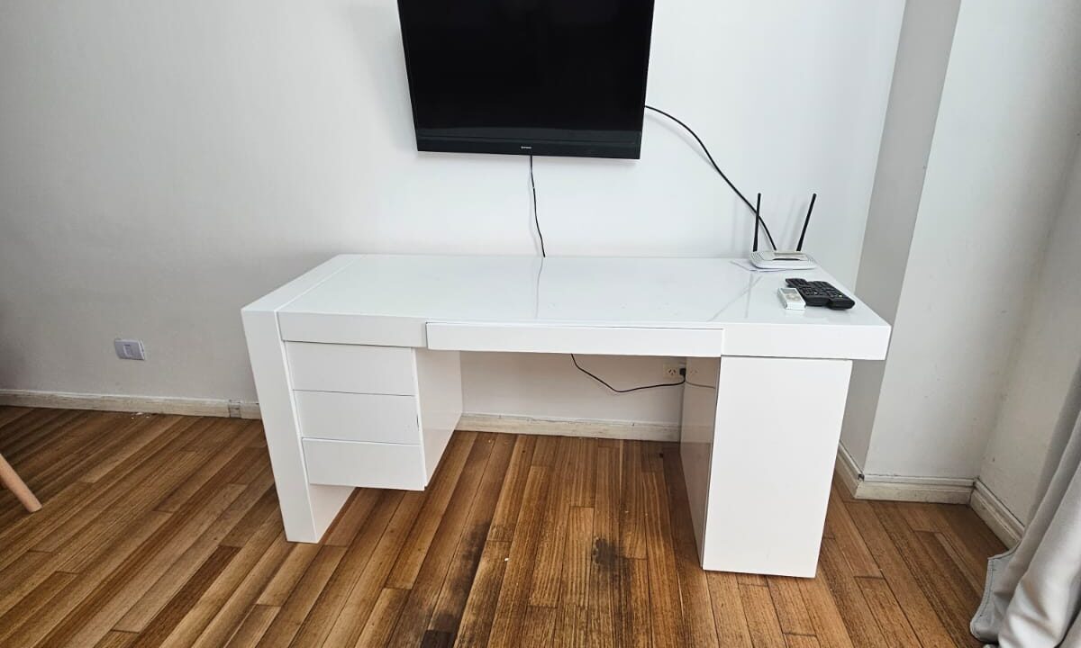 7d7b1199-805d-4a12-9492-43a1a1e59f45