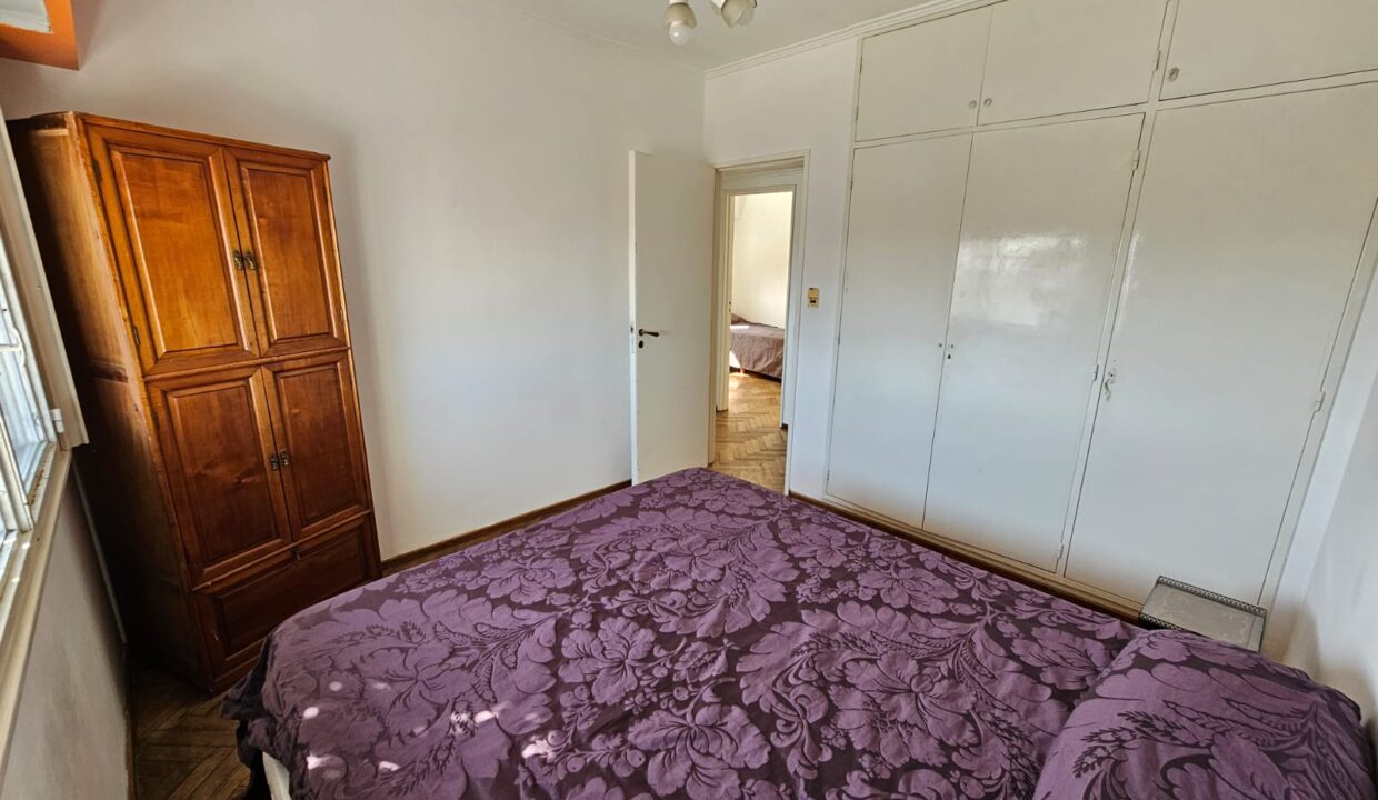 ecc20568-833b-46e0-ad48-61541c666612