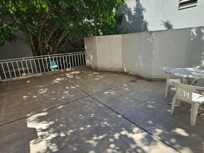 Monoambiente con balcon aterrazado en villa Urquiza